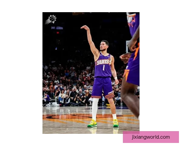 纳什观战太阳终结五连败布克爆发带队大胜猛龙