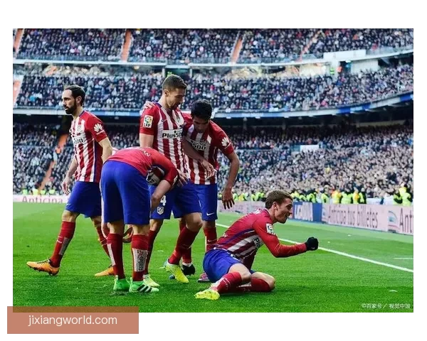 维罗纳主场鏖战佛罗伦萨法乔利射门击中球框难破僵局